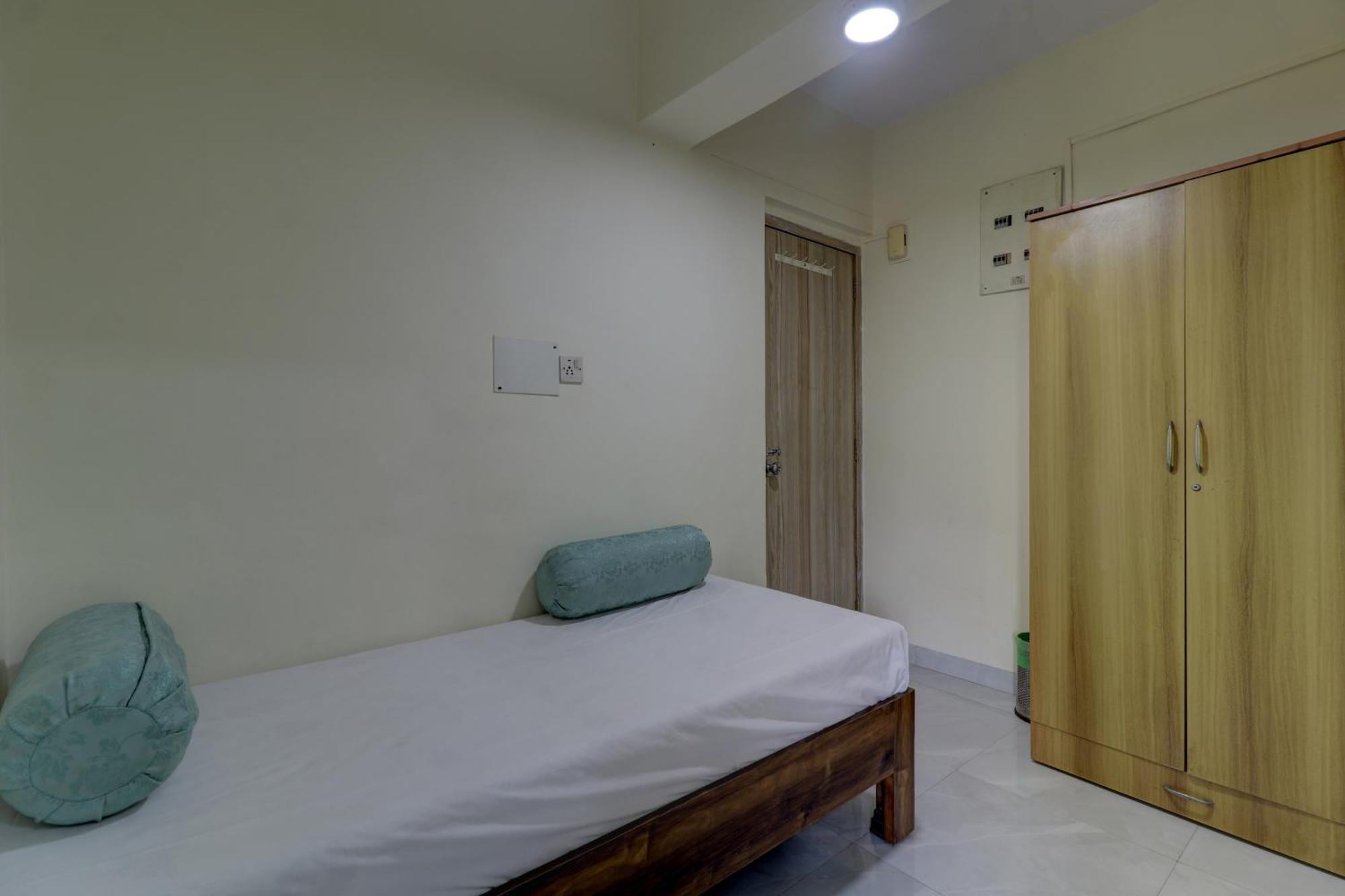 Amazinn Villa Lonavala Exterior photo