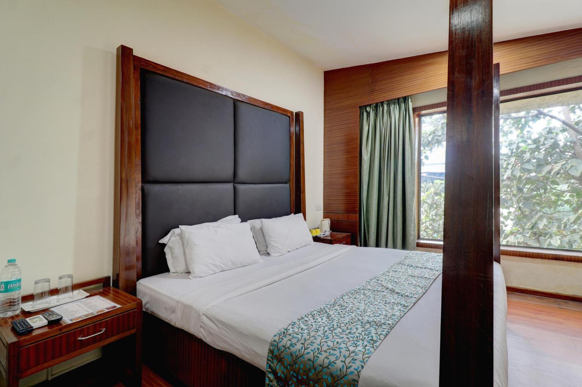 Amazinn Villa Lonavala Exterior photo