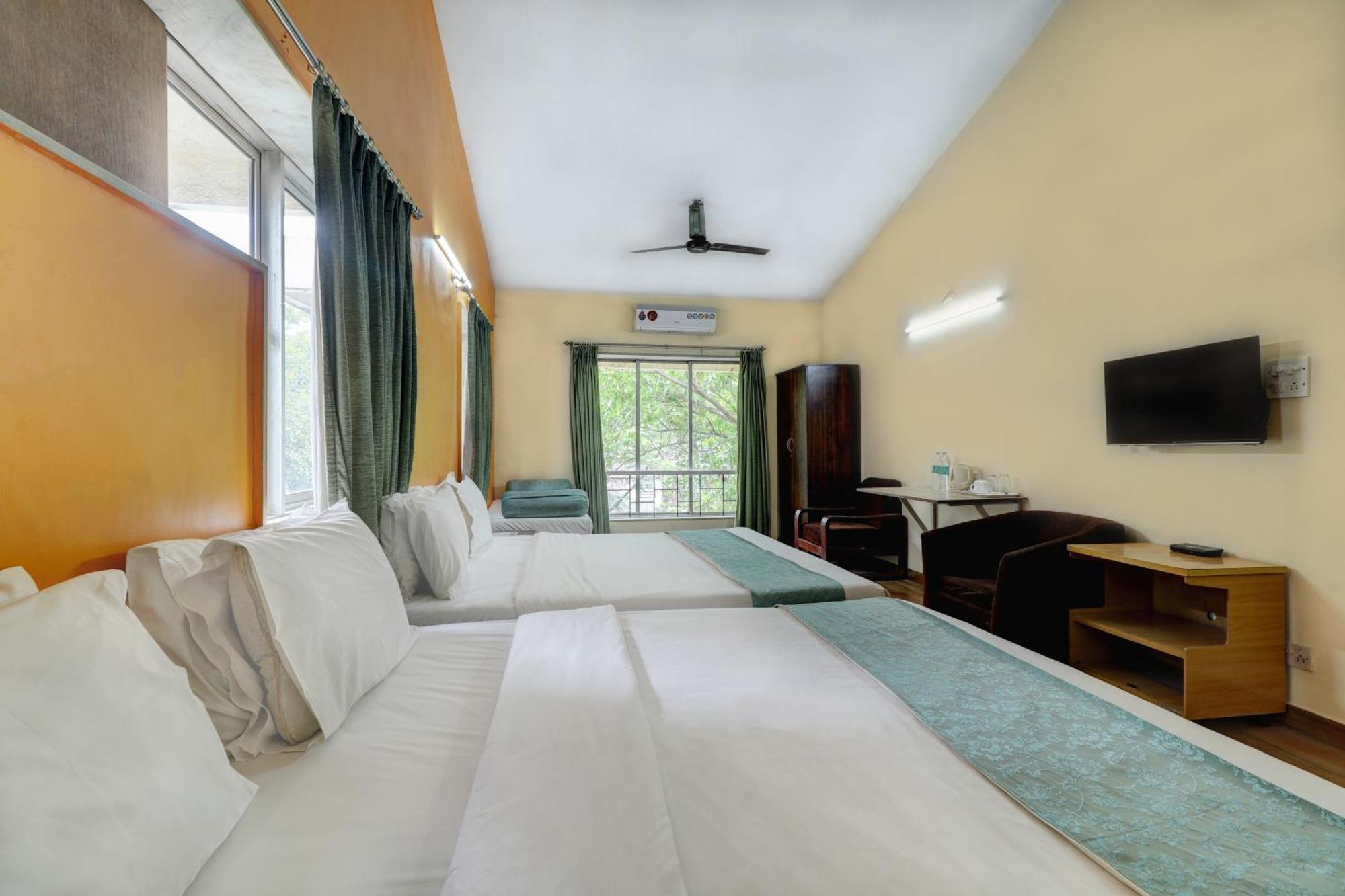 Amazinn Villa Lonavala Exterior photo